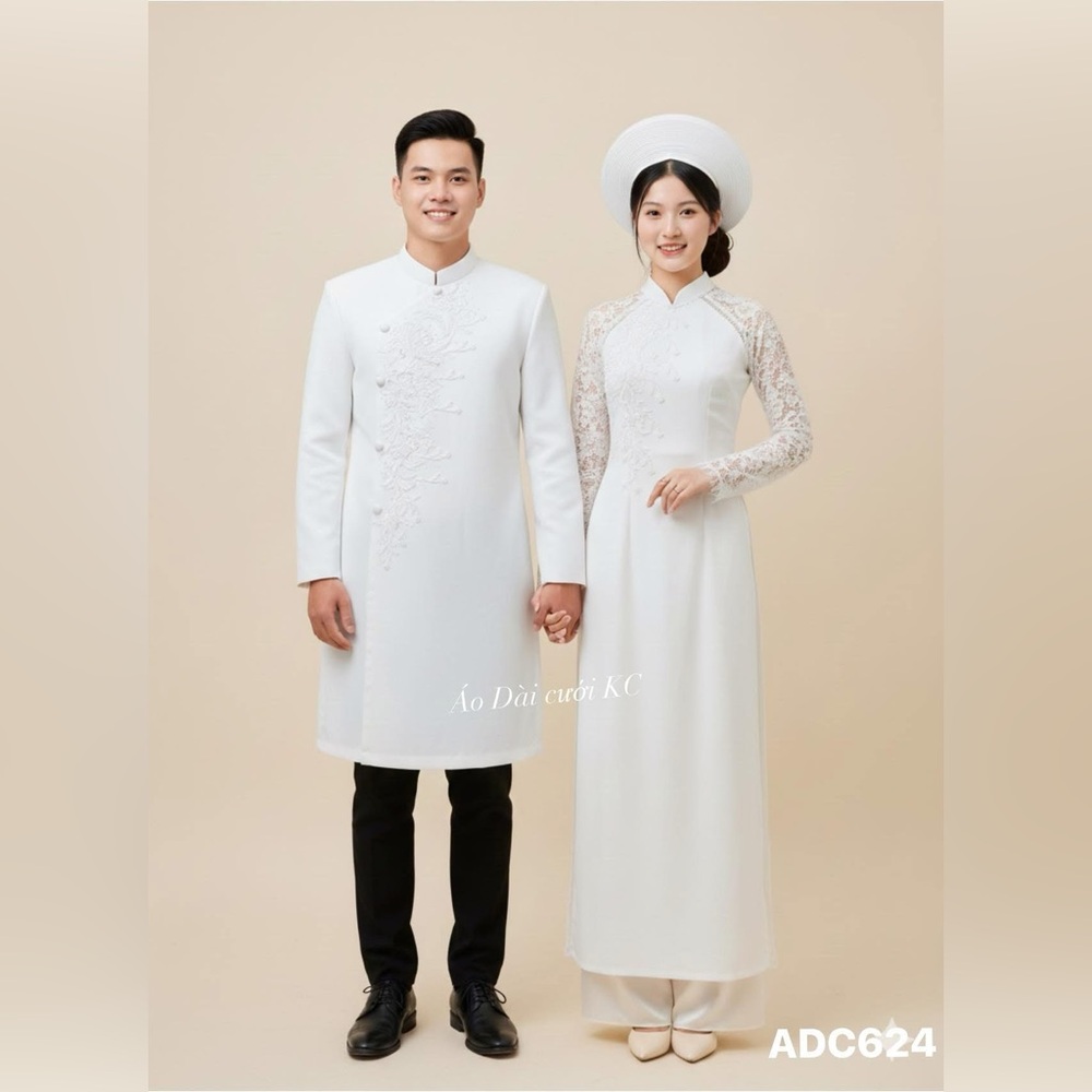 Elegant White Lace Women's Dress